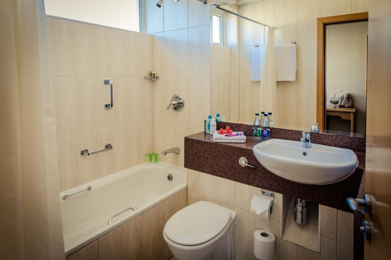 Отель Rochestown Lodge Hotel & Spa Дун-Лэаре-22